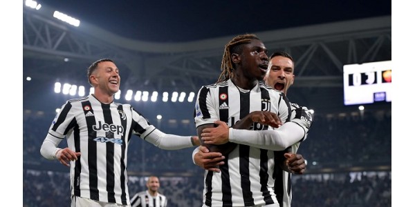 El uso de jugadores del entrenador de la Juventus Massimiliano Allegri